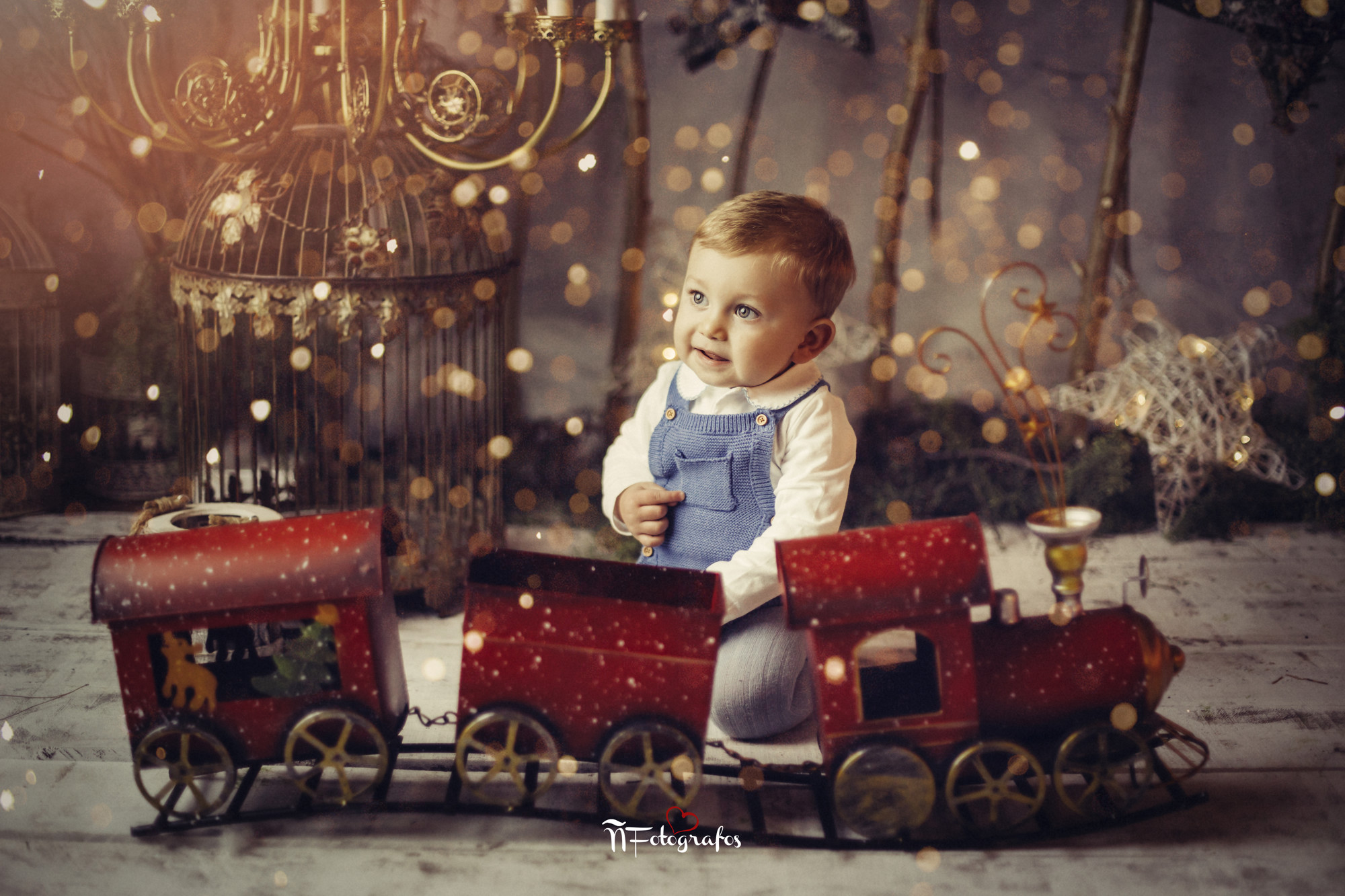 fotos de navidad Fotógrafos Valladolid | Fotógrafos de Boda | Newborn | Fotografía Infantil | Comuniones | Fotomatón | Mascotas - sesion-de-navidad-2.jpg