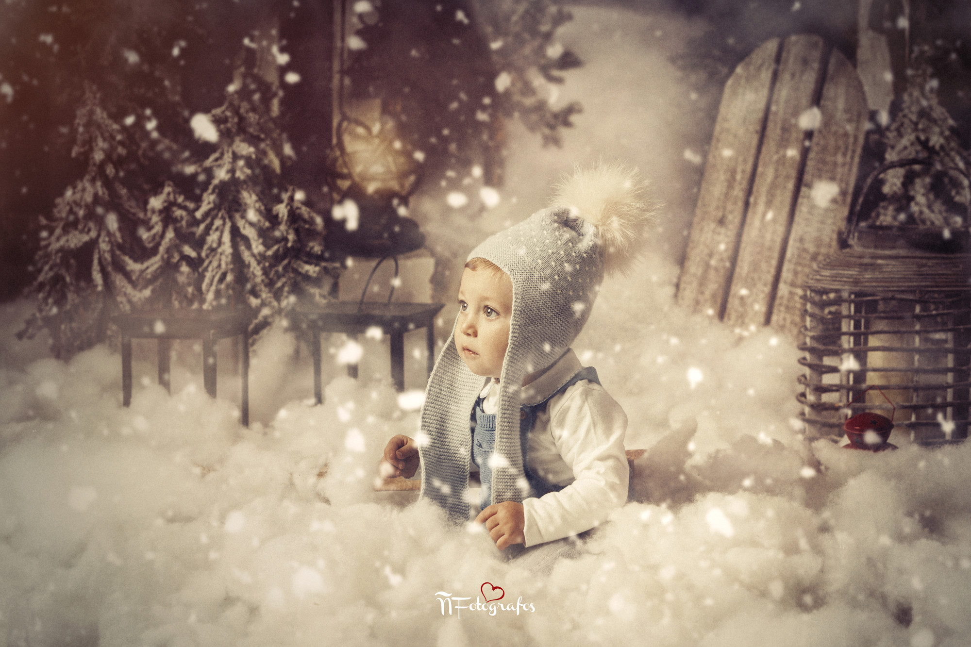 mini sesión de navidad Fotógrafos Valladolid | Fotógrafos de Boda | Newborn | Fotografía Infantil | Comuniones | Fotomatón | Mascotas - sesion-de-navidad-4.jpg