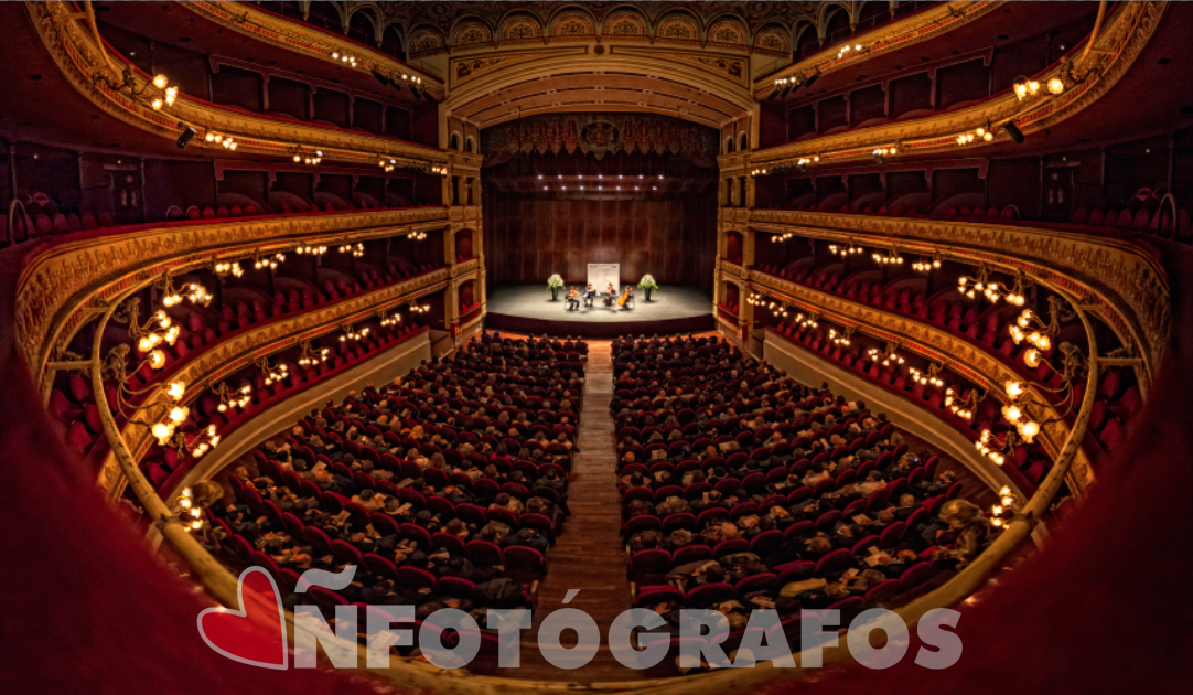 Fotógrafos Valladolid | Fotógrafos de Boda | Newborn | Fotografía Infantil | Comuniones | Fotomatón | Mascotas - captura_de_pantalla_2013-11-25_a_la(s)_20.02.22.png